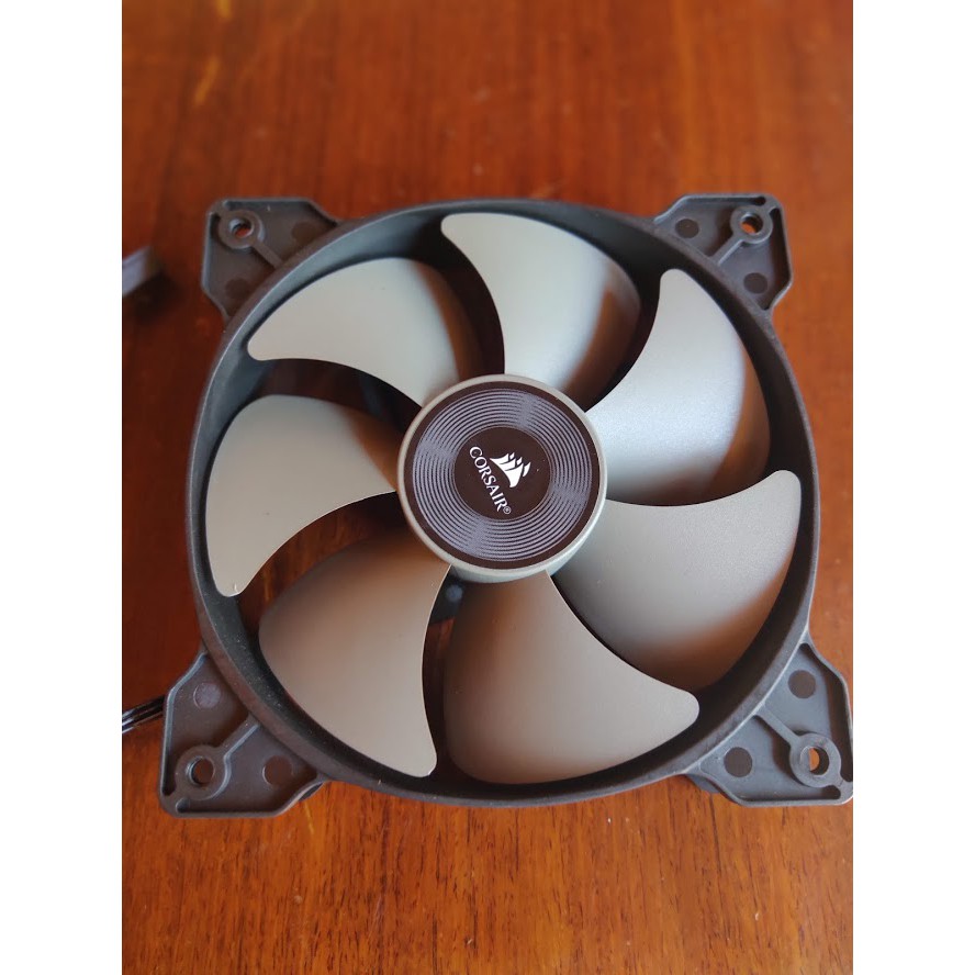 Fan corsair NR120L tốc độ cao 1800rpm cực êm