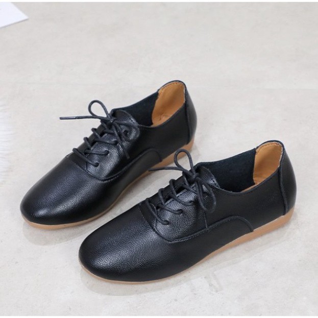 [SIÊU NHẸ_TRỢ SHIP] Giày oxford da trơn đế bệt mềm, đế ma sát tốt, cột dây, màu trắng và đen S159 | BigBuy360 - bigbuy360.vn
