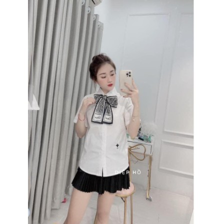 Áo Trắng Sơ Mi Nữ Cộc Tay Kèm Khăn Lụa Sang Trọng - SMCOCKLUA