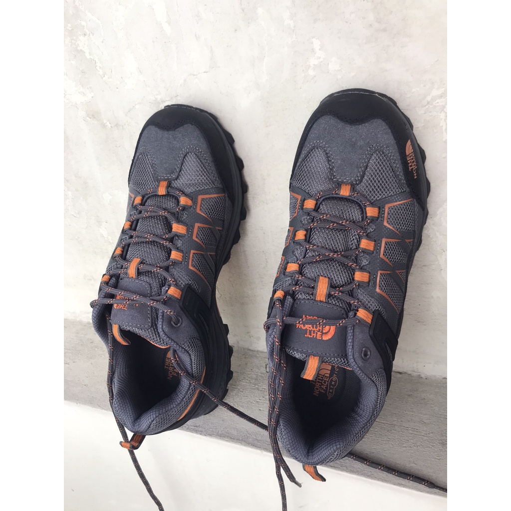 Giầy Leo Núi The North Face hàng xuất dư
