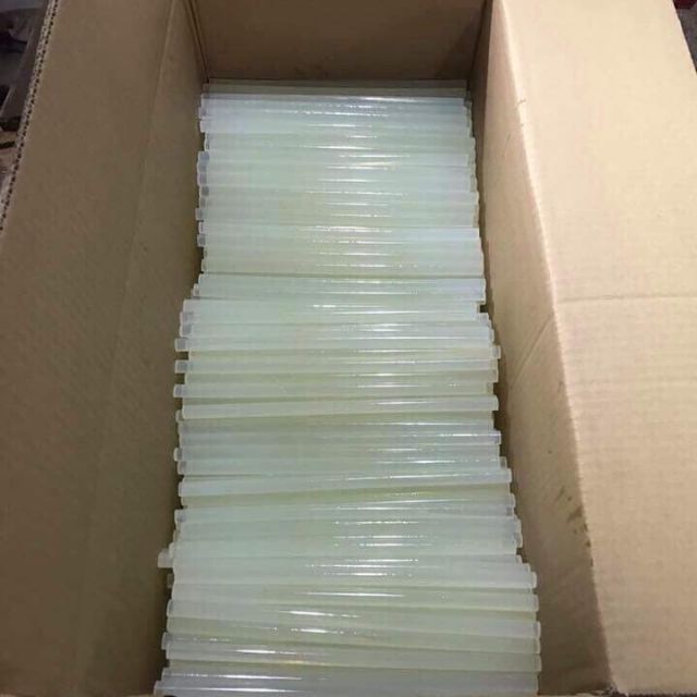 Combo 100 cây keo nến to