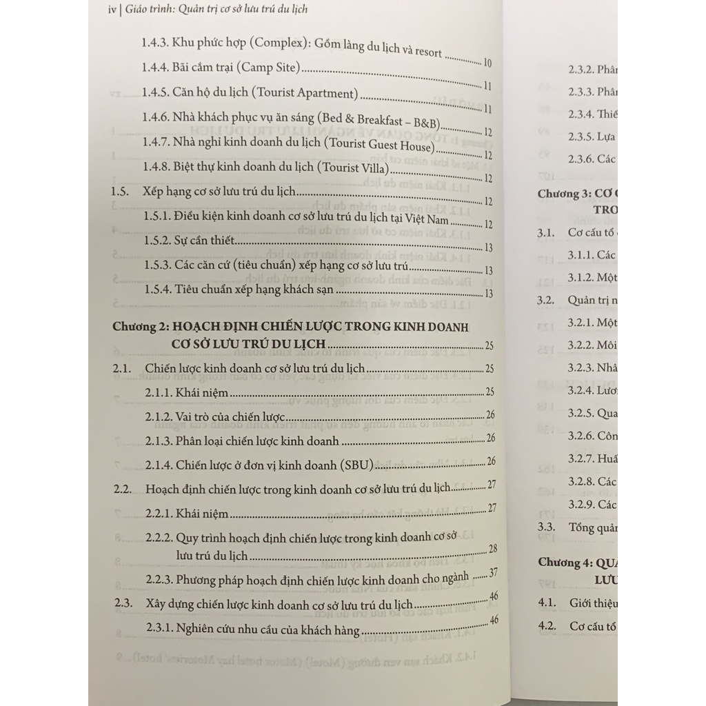 Sách - Giáo Trình Quản Trị Cơ Sở Lưu Trú Du Lịch ( PGS. TS. Hà Nam Khánh Giao )