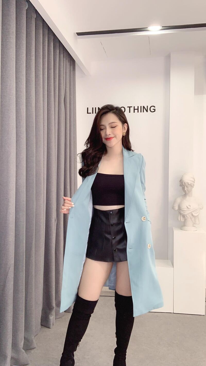 Áo quây nữ hai dây LIIN CLOTHING màu đen basic phong cách trẻ trung A2018 | BigBuy360 - bigbuy360.vn