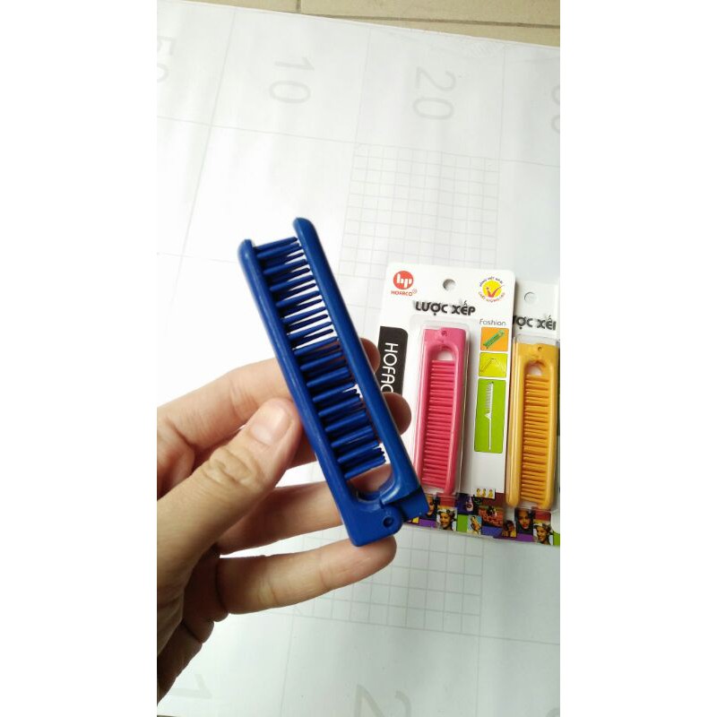 Lược xếp gấp gọn Hofaco HPG69 tiện ích