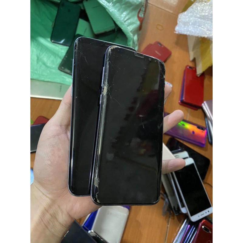xác điện thoại samsung s8 plush vỡ màn