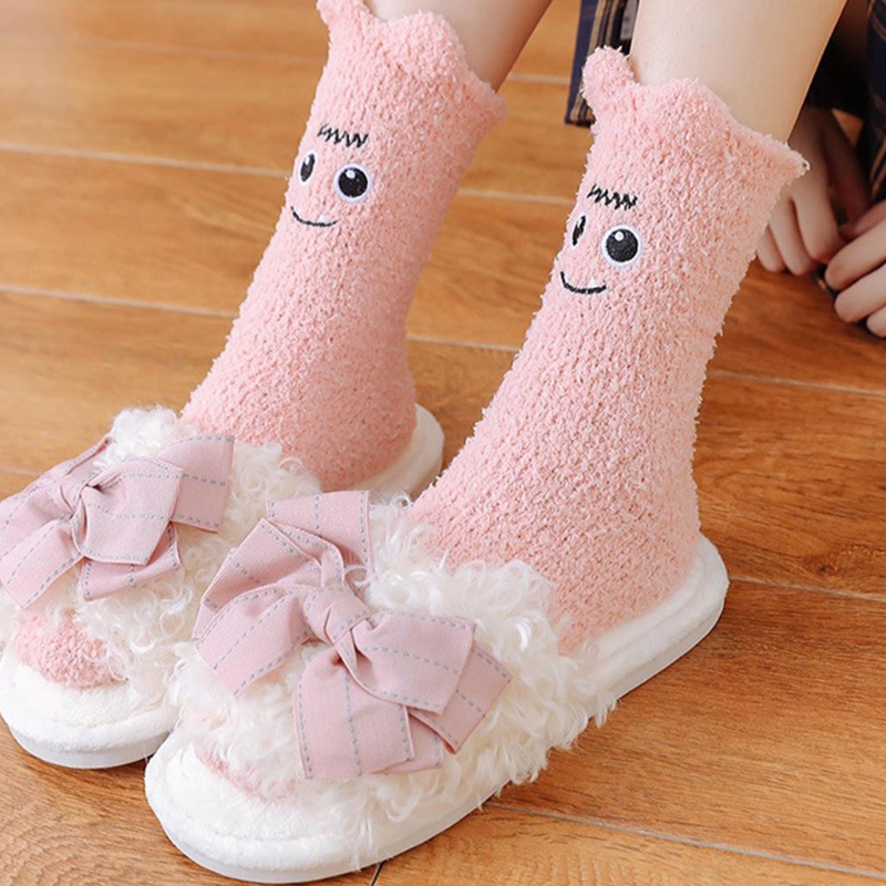 Vớ Nhung San Hô Dày Dặn Thêu Họa Tiết Động Vật Hoạt Hình 3D Dễ Thương Cho Nữ