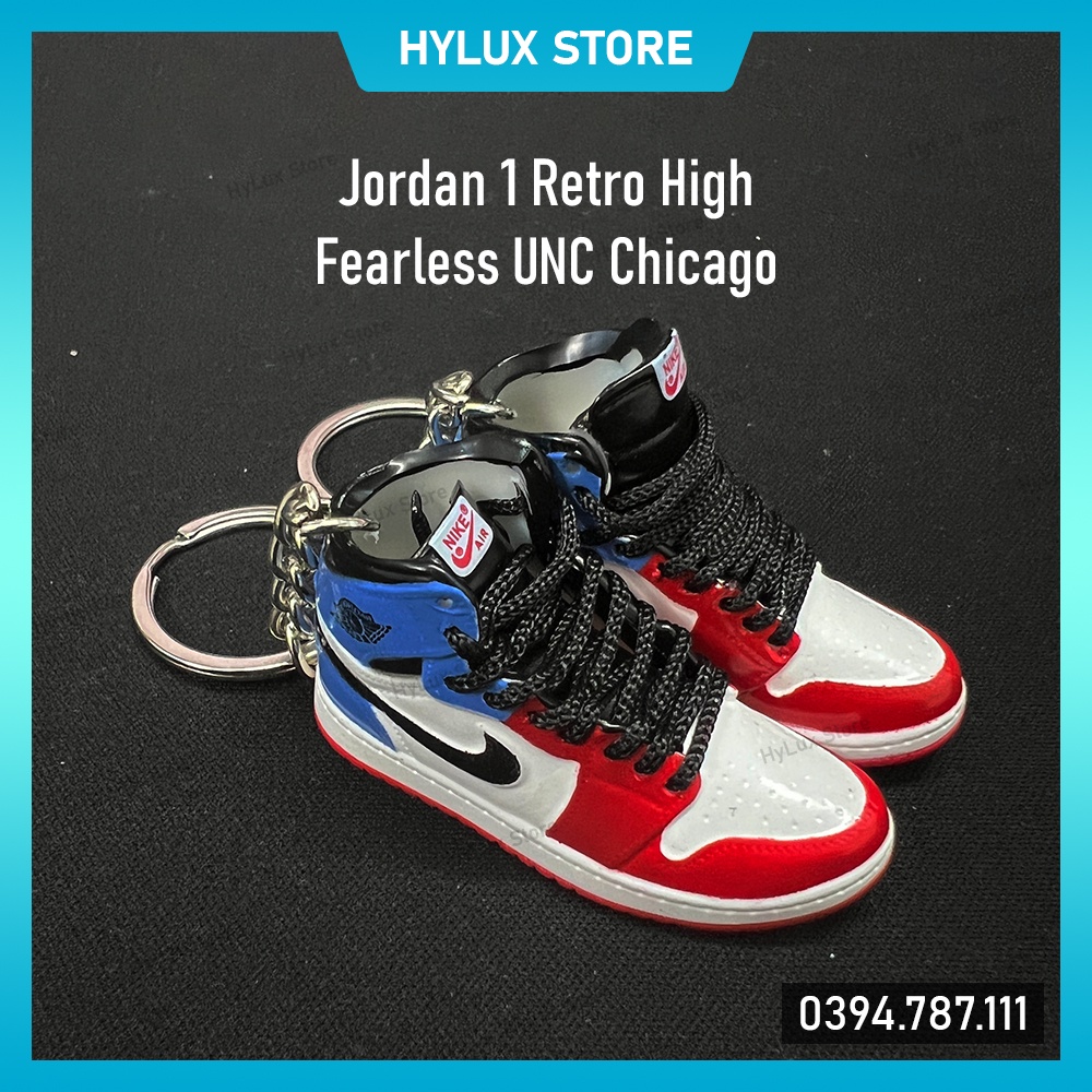 Móc khóa giày 3D Jordan 1 Retro High Fearless UNC Chicago cao cấp