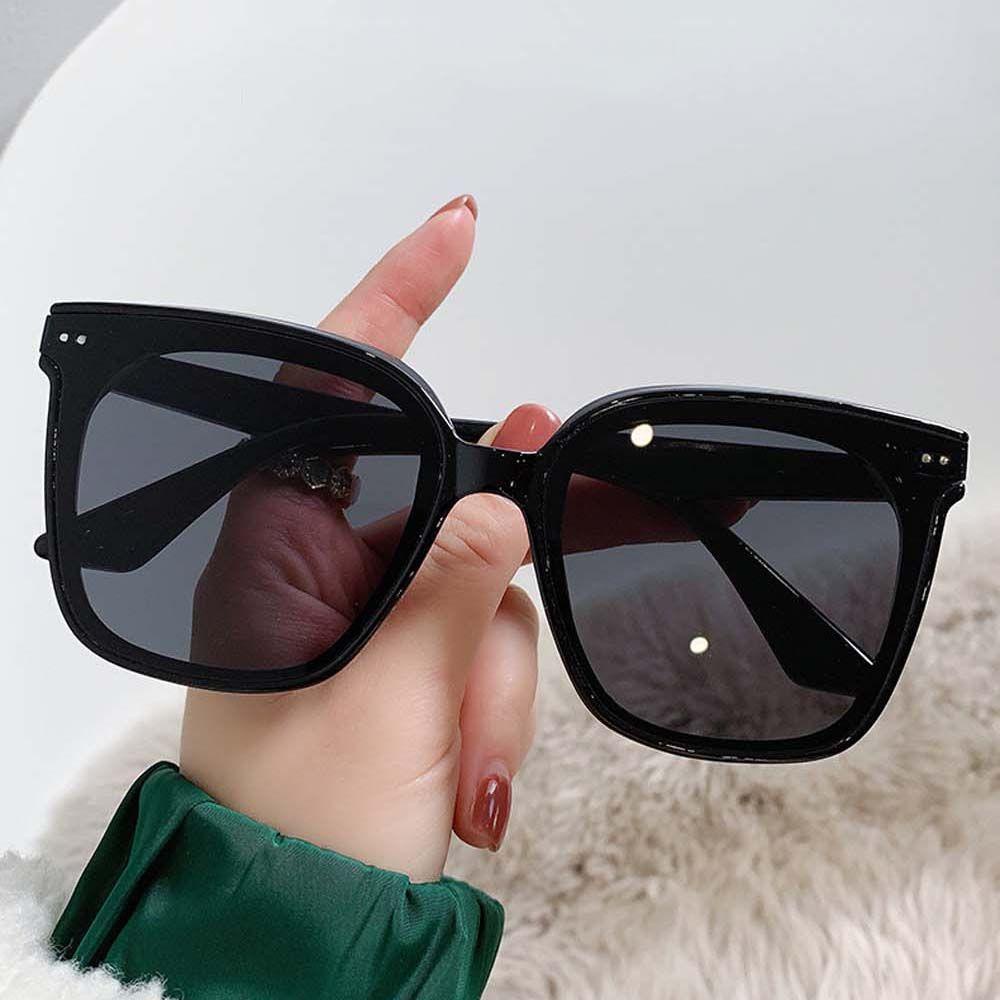 Kính Mát Oversize Chống Tia UV400 Thời Trang Cá Tính Cho Nam Nữ Sự Bảo Vệ