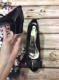 Giầy mũi tròn 5p