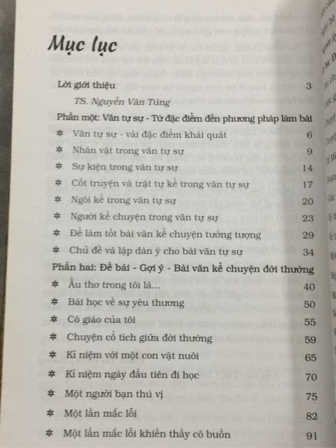 Sách - Tuyển tập đề bài và bài văn Tự sự theo hướng mở