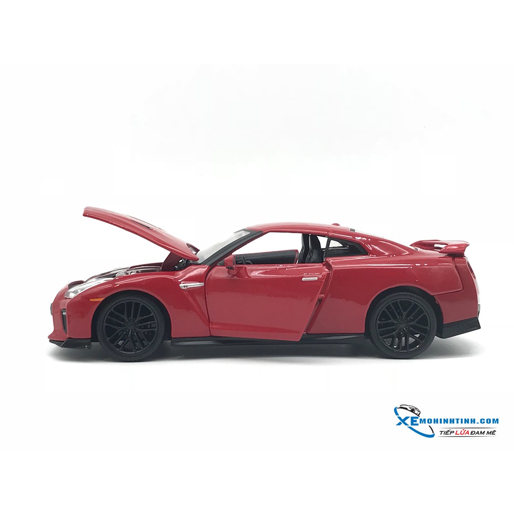 Xe mô hình tĩnh Nissan GT-R Year 2017 Bburago 1:24 ( Đỏ )