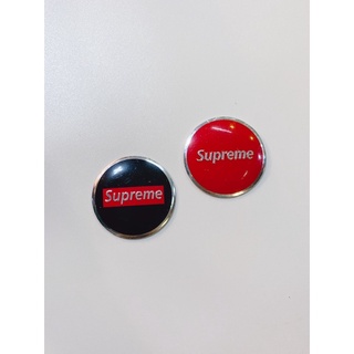 Tem nhôm chữ Supreme size 5.6cm độ cong nhẹ, có sẵn keo dán trang trí xe máy cực đẹp