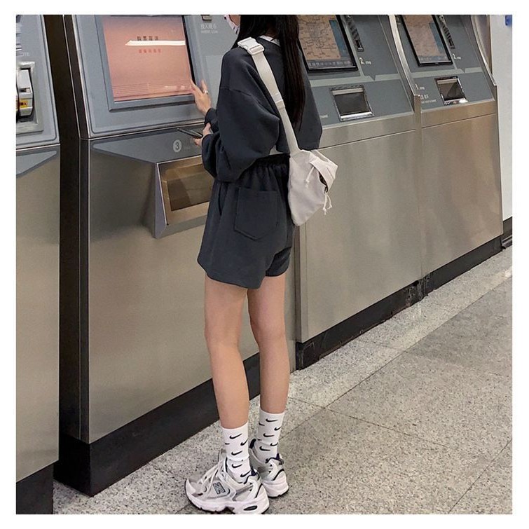 Set Áo Lửng Tay Ngắn Và Quần Dài Thời Trang Dành Cho Nữ