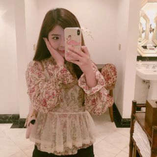 Áo kiểu hoa nhí