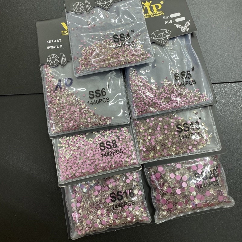 Đá tiệp trắng chân hồng