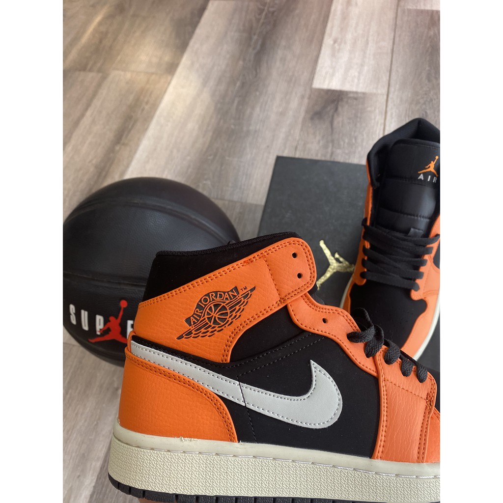 [T-Asneaker] Giày thể thao cam đen cao cổ.. | BigBuy360 - bigbuy360.vn