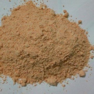 Muối bột Tây Ninh trộn bánh tráng hoặc ăn trái cây