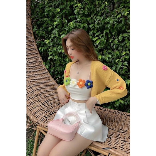 Áo Croptop 2 Dây Hoa Đan Len Nhiều Màu Sắc Tươi Tắn