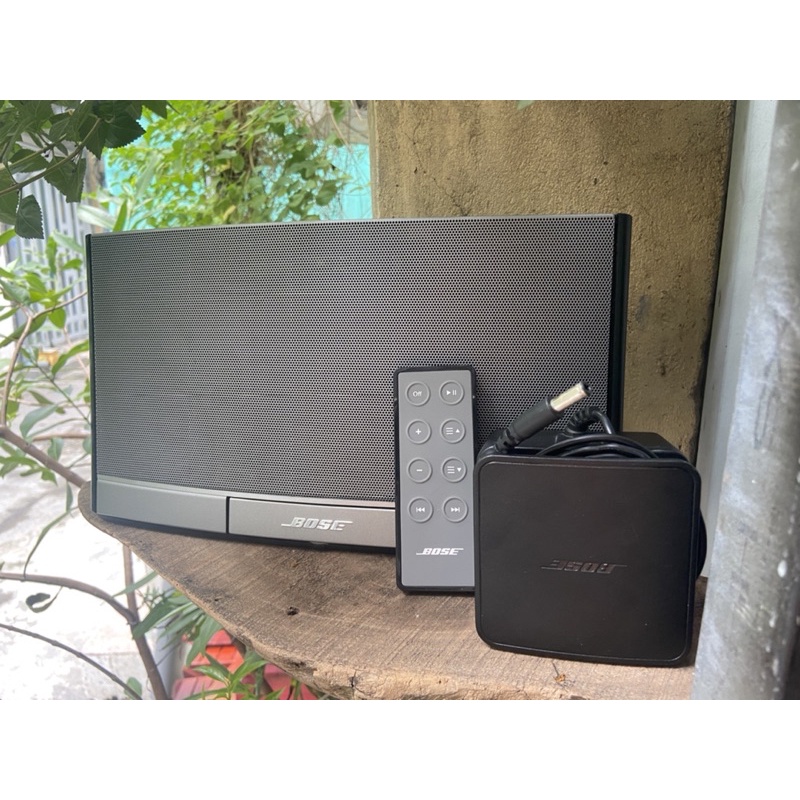 Loa Bose bass chắc ấm, mid ngọt nghe nhạc xem phim cực kì hay.