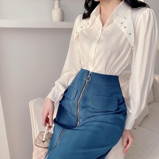 Sơ mi hai lớp cổ đính ngọc dài tay begie mã sp a1115