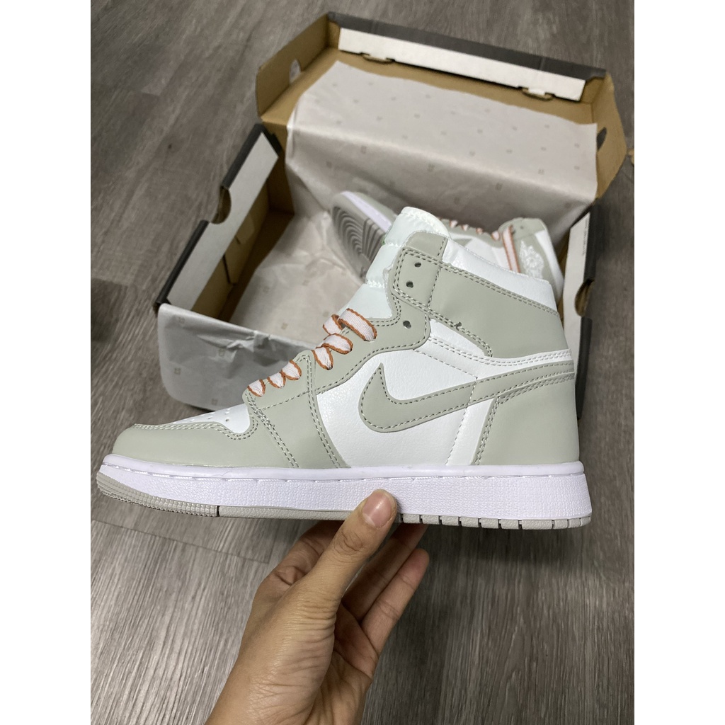 ⚡️GIÁ SỐC⚡️[Ảnh thật do shop tự chụp 100%] JORDAN  xám cao dây cam | BigBuy360 - bigbuy360.vn