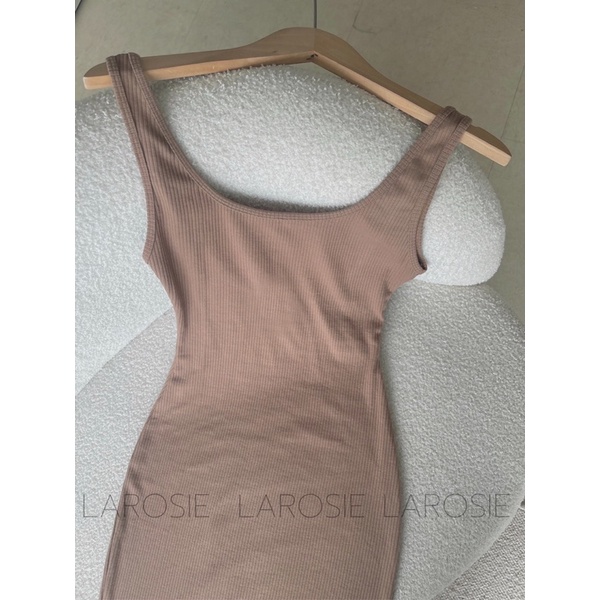Đầm Body Dài Hở Lưng Larosie