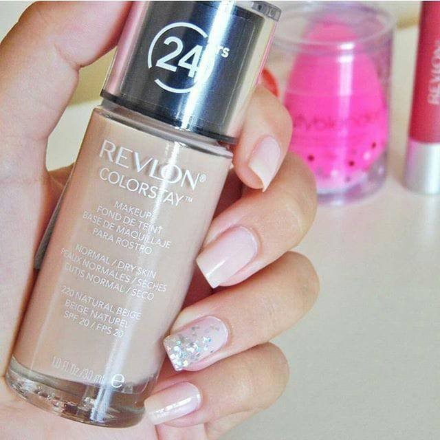 KEM NỀN REVLON STAY 24H