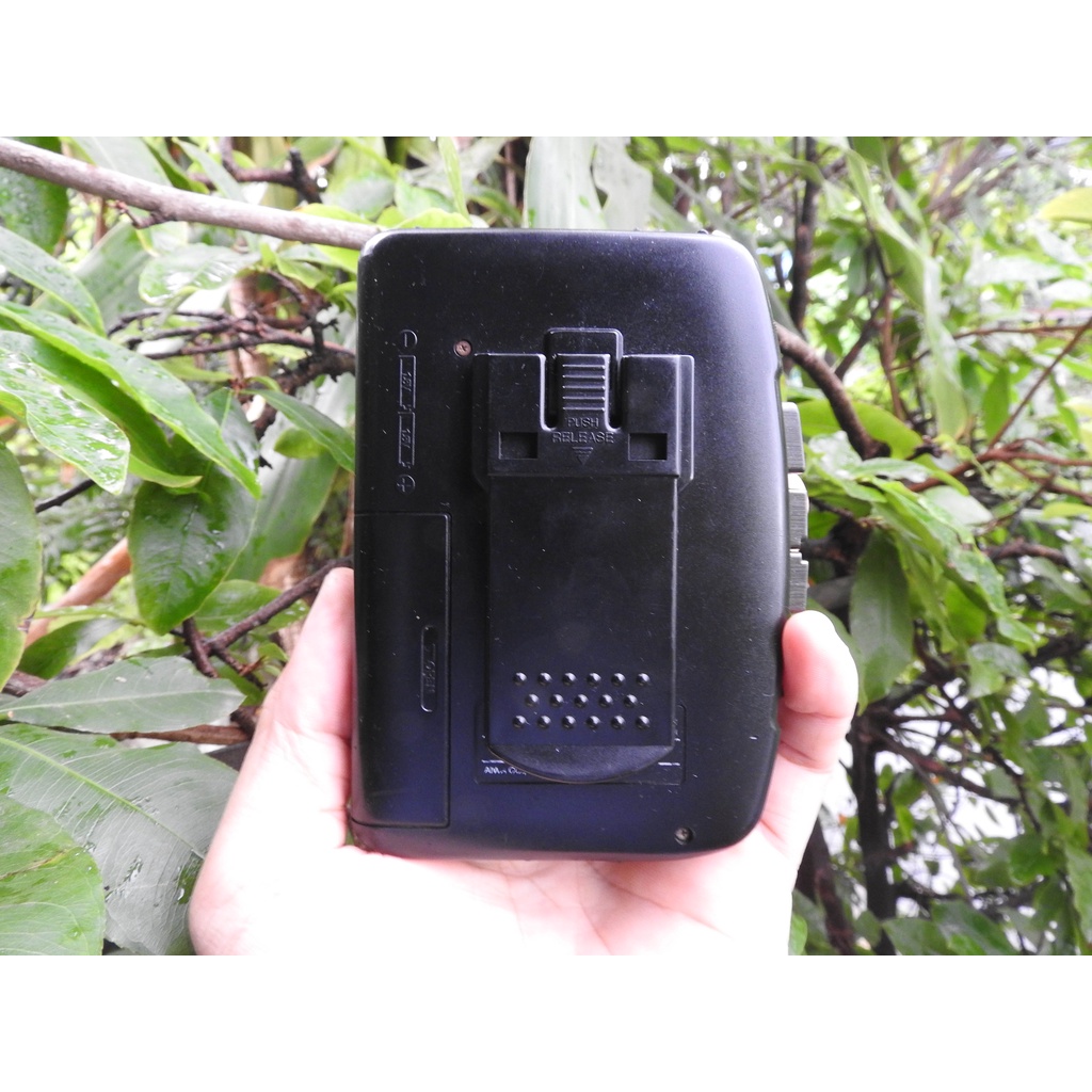 Máy nghe nhạc Cassette Stereo AIWA TA123 kiêm đài radio AM FM108 máy nhỏ gọn tiện lợi