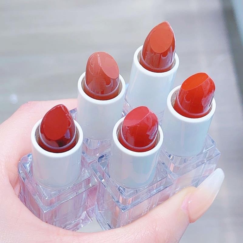 Son Môi Màu Nhung Lì Trong Suốt Lâu Trôi Không Dính Ly Thiết Kế Vỏ Hình Viên Đá Phong Cách Retro