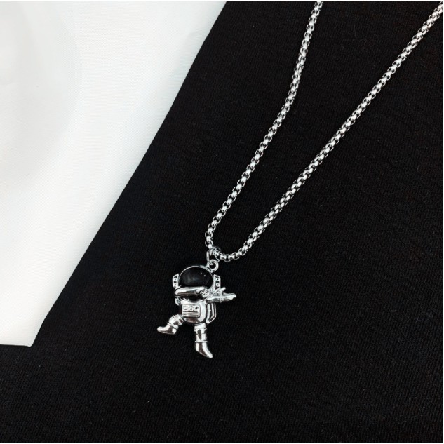 Dây chuyền phi hành gia HipHop Ula Shop phong cách trẻ trung cá tính