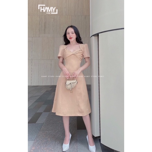 Đầm Tiểu Thư Xoắn Ngực