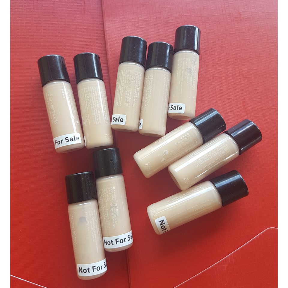 [ Minisize 5ml ] PHẤN NỀN DẠNG LỎNG CÓ CHỨA TINH DẦU LIGHTBULB ESSENCE