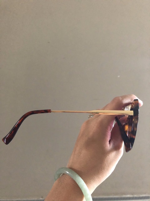 Kính Hm chuẩn auth