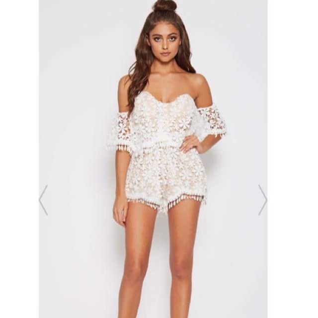 Jumsuit ren cúp ngực