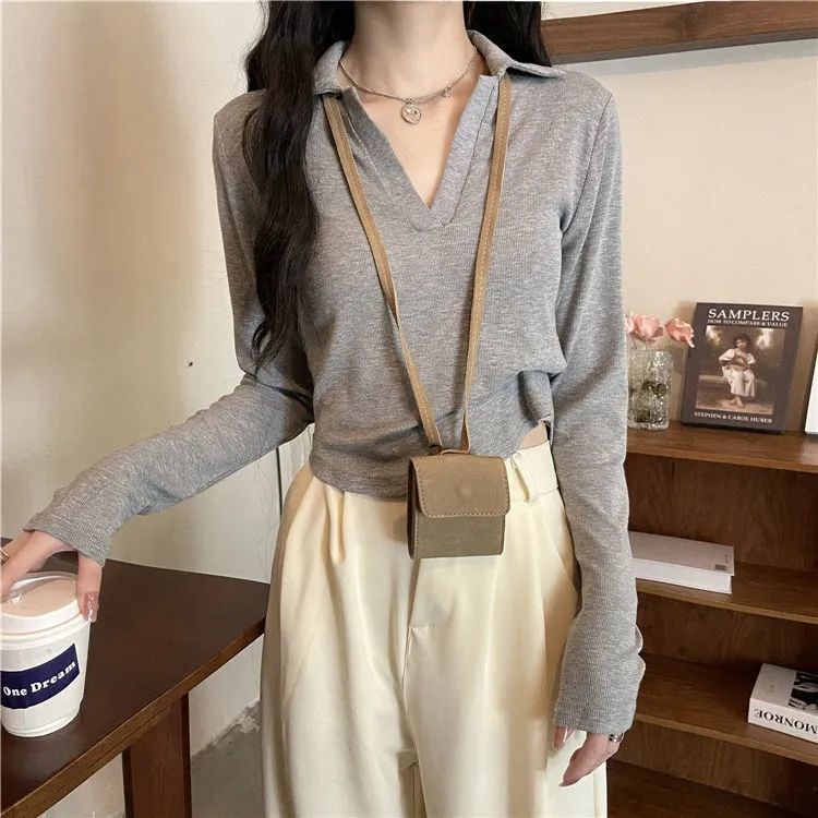 Áo thun COZOK tay dài cổ chữ V dáng ôm