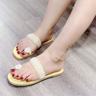 Dép xỏ ngón