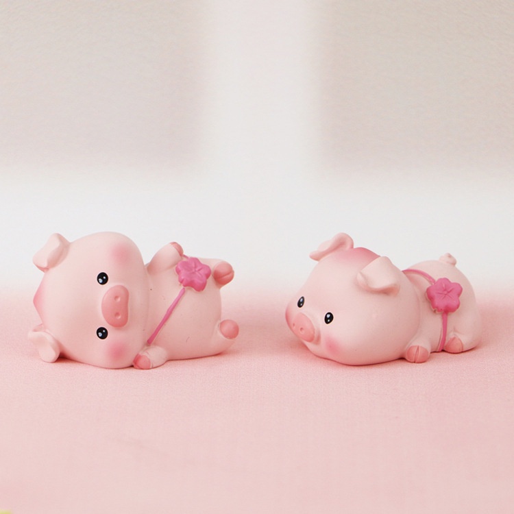 4 chú heo nhỏ trang trí taplo xe ô tô đeo túi hồng xinh xắn
