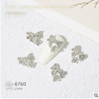charm trang trí móng
