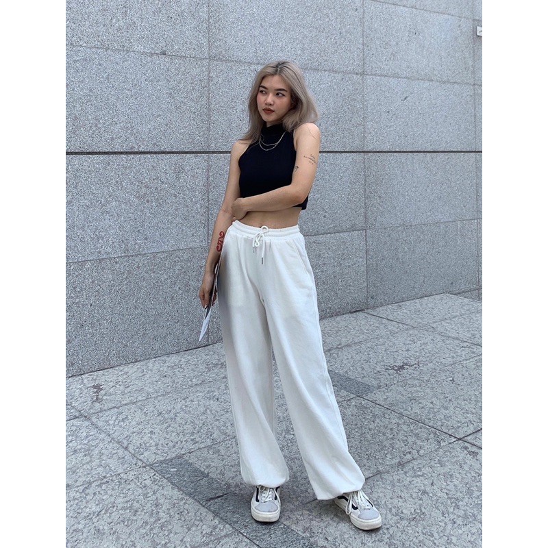 Quần sweatpants đen trắng basic Caroline Pants | Lnd