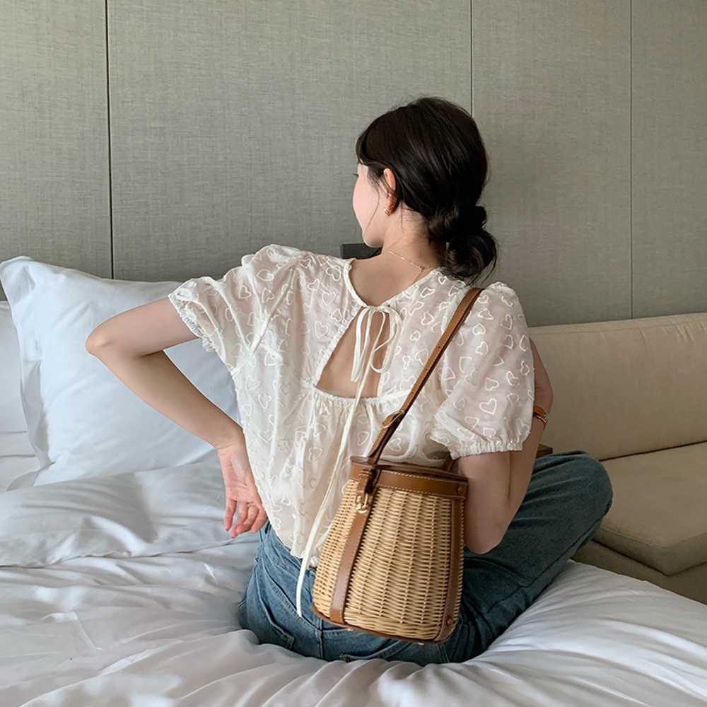 Áo Croptop Ngắn Tay Thắt Dây Sau Lưng Thời Trang Sành Điệu 51386