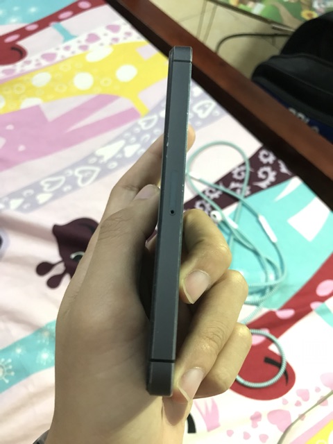 Điện thoại iphone 5 đen quốc tế zin đẹp chính hãng | BigBuy360 - bigbuy360.vn