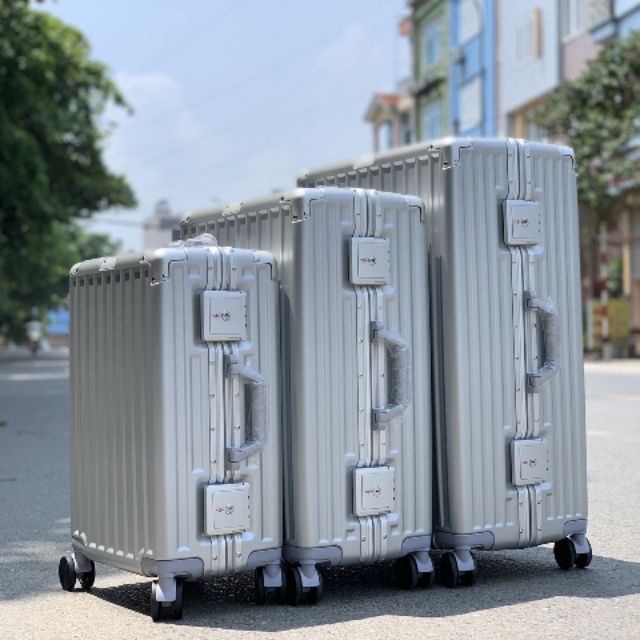 Vali RIMOWA khóa sập khung nhôm size 28ing (to đại) mẫu mới nhất 2019