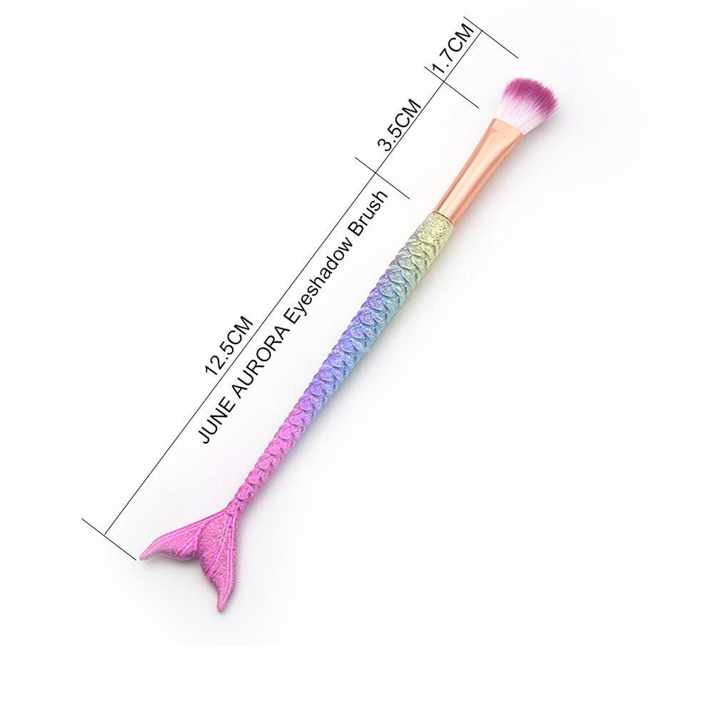 1 Cọ Trang Điểm Mắt Cán Đuôi Cá Nhiều Màu