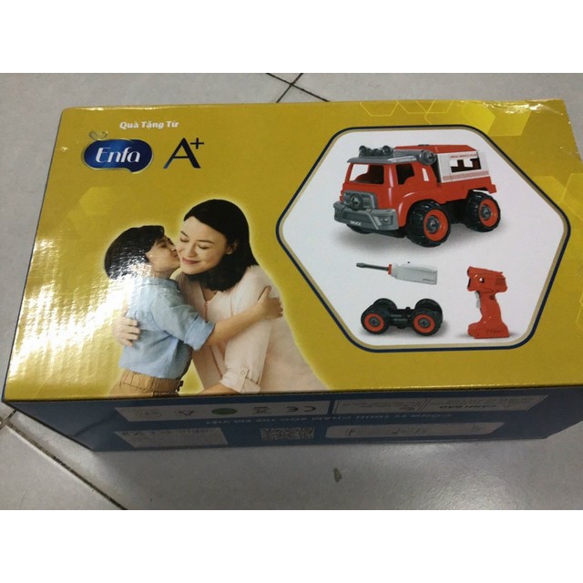 Đồ chơi xe tải lắp ghép điều khiển