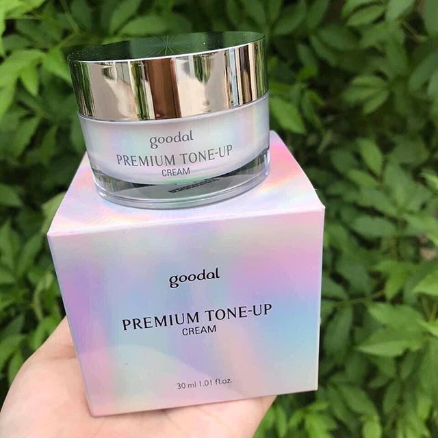 Kem dưỡng trắng nâng tông da ốc sên GOODAL Premium Snail Tone Up Cream 30ml - HONGS KOREA