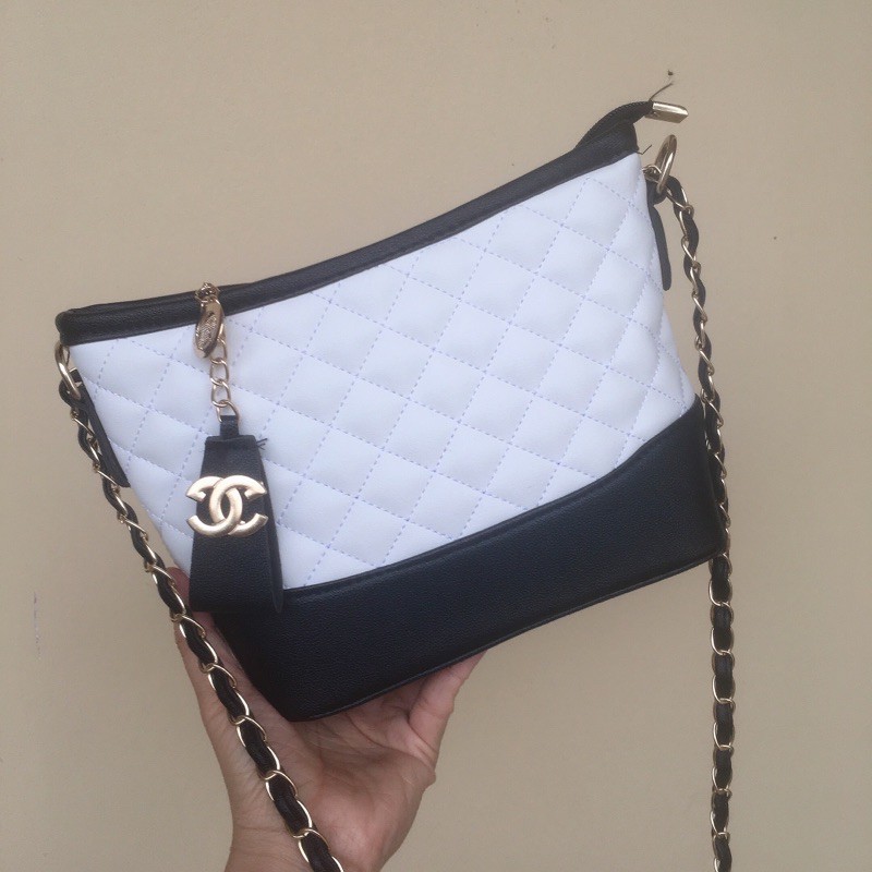 Túi Xách Nữ Hobo Ngọc Trinh Đi Chơi Đi Làm MonBags 2 Màu | BigBuy360 - bigbuy360.vn