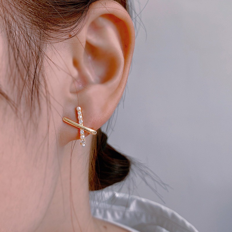 Hoa Tai, Bông tai Nơ Đá Ôm Tai her.accessrories H108