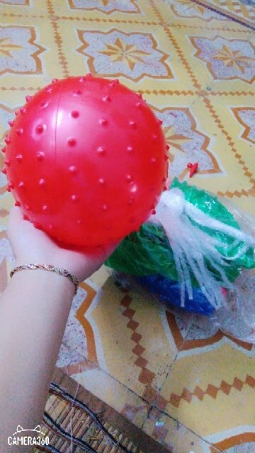 Bóng gai cao su dành cho bé