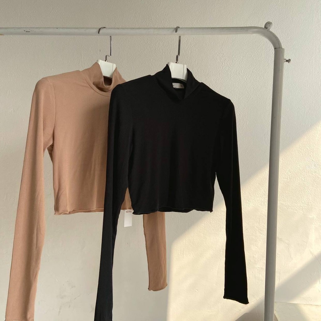 Áo croptop dài tay thun tăm cổ cao viền nhăn Mia Ritta A2026