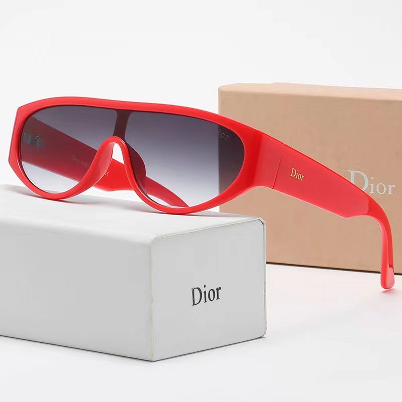 Dior_ 2021 Thời trang Hàn Quốc mới Clubmaster Kính râm nam nữ Xu hướng Cặp đôi Chụp ảnh Đường phố Trăm trang trí phù hợp Thời trang Du lịch Kỳ nghỉ Bảo vệ tia cực tím Kính râm đi biển